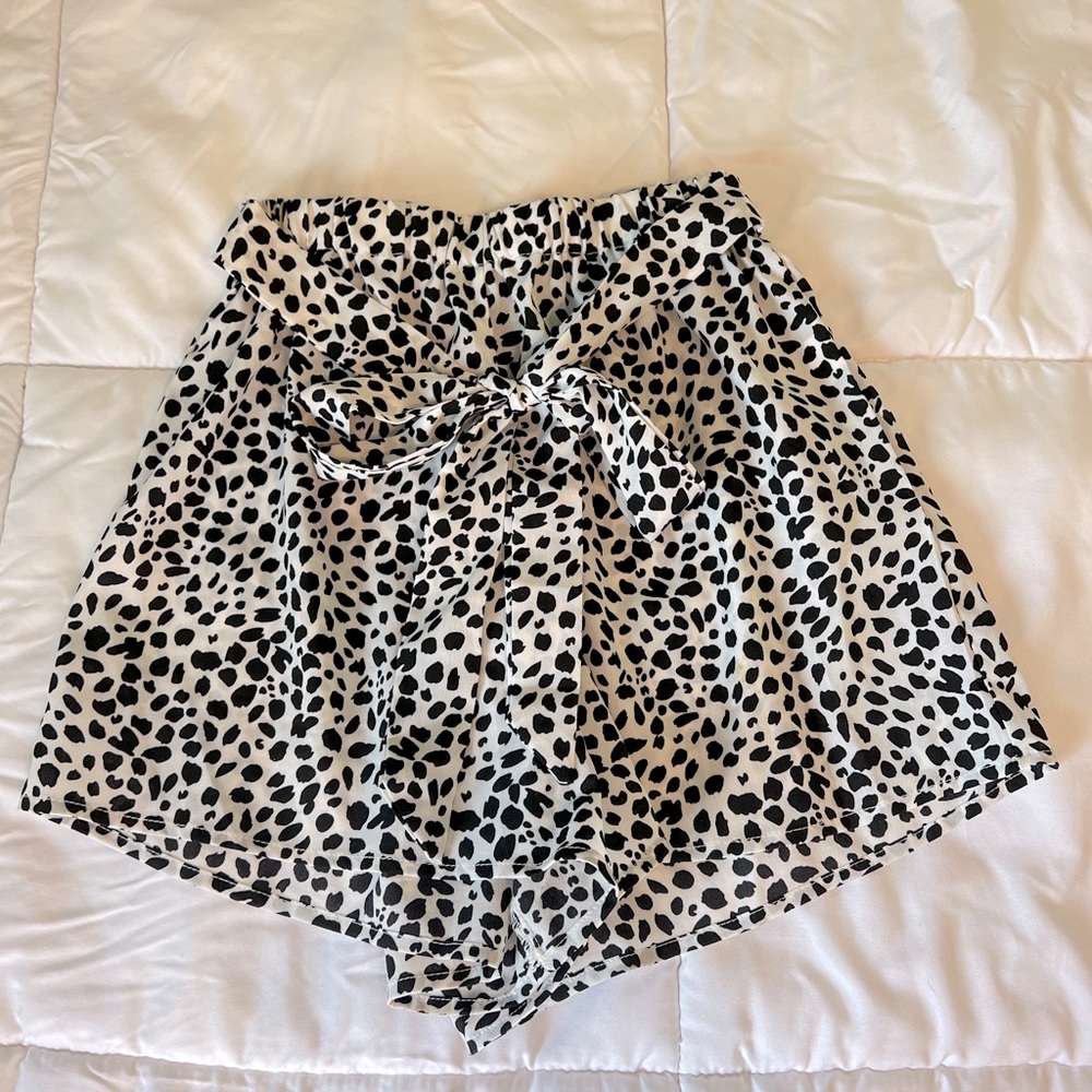 Dalmatian print high waisted shorts